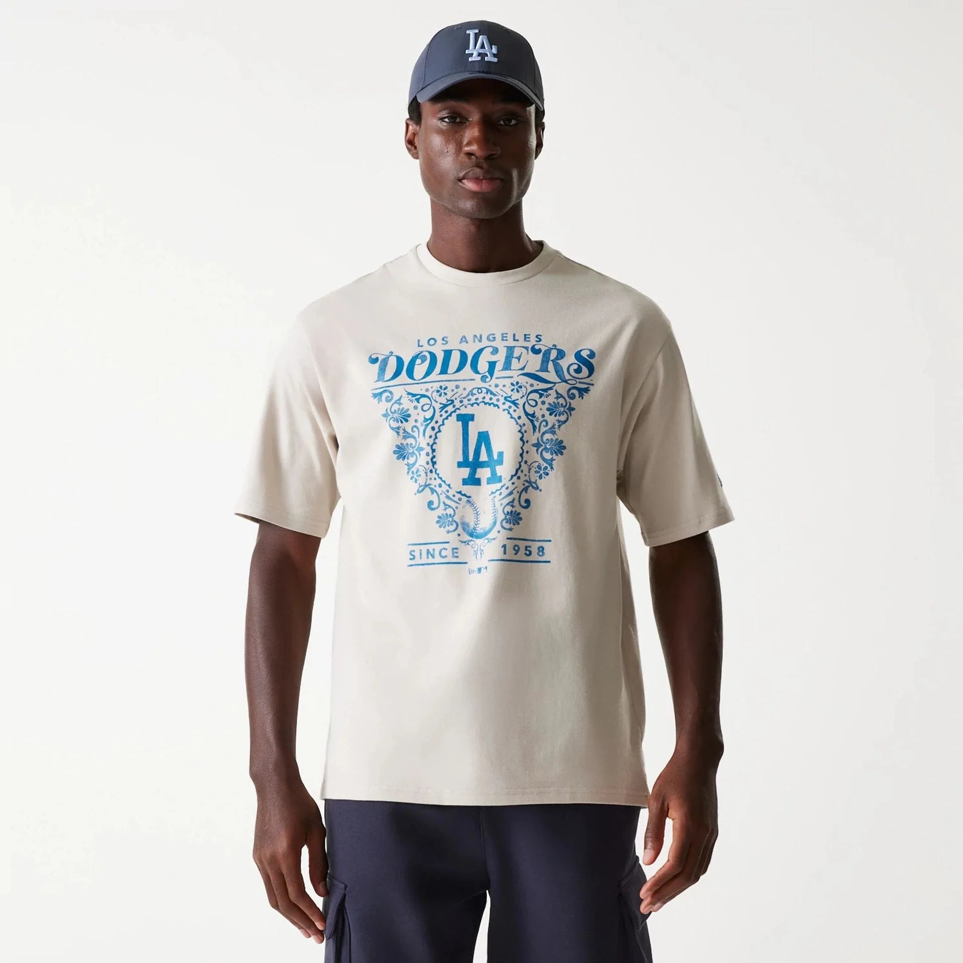 New Era LA Dodgers MLB Floral Graphic Cream Oversized T-Shirt