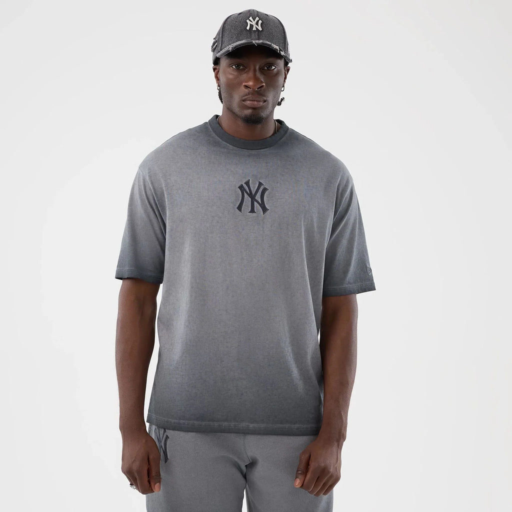 New York Yankees MLB Washed Logo Black T-Shirt
