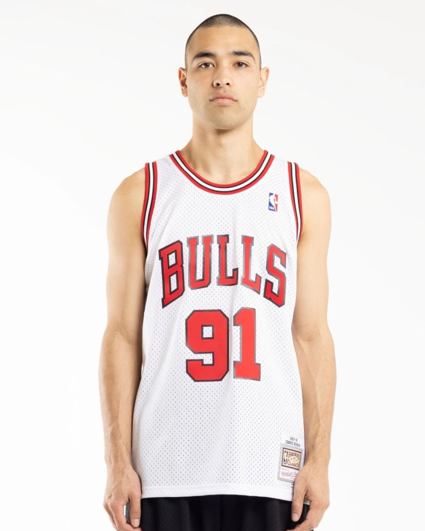 Dennis Rodman 1997-98 Chicago Bulls Home Swingman Jersey