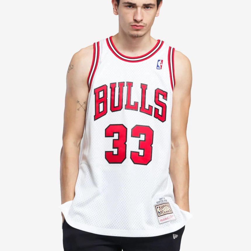 Mitchell & Ness NBA Bulls Scottie Pippen #33 ‘97 Swingman Jersey White
